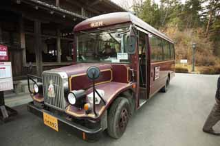 photo,material,free,landscape,picture,stock photo,Creative Commons,Meiji-mura Village Museum bonnet bus, vehicle of the Meiji, The Westernization, headlight, Cultural heritage