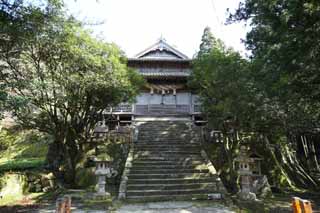 Foto, materiell, befreit, Landschaft, Bild, hat Foto auf Lager,Arsenhaltiges Rattengift von Iwami-Silber-Gruben-Sahimeyama-Schrein, steinigen Sie Treppe, Schintoistische Strohgirlande, Mt. Sanbe-san, Gebirgsgott