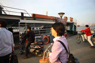 photo,material,free,landscape,picture,stock photo,Creative Commons,A ferry of Huangpu Jiang, ship, ferry, motorcycle, Public transport