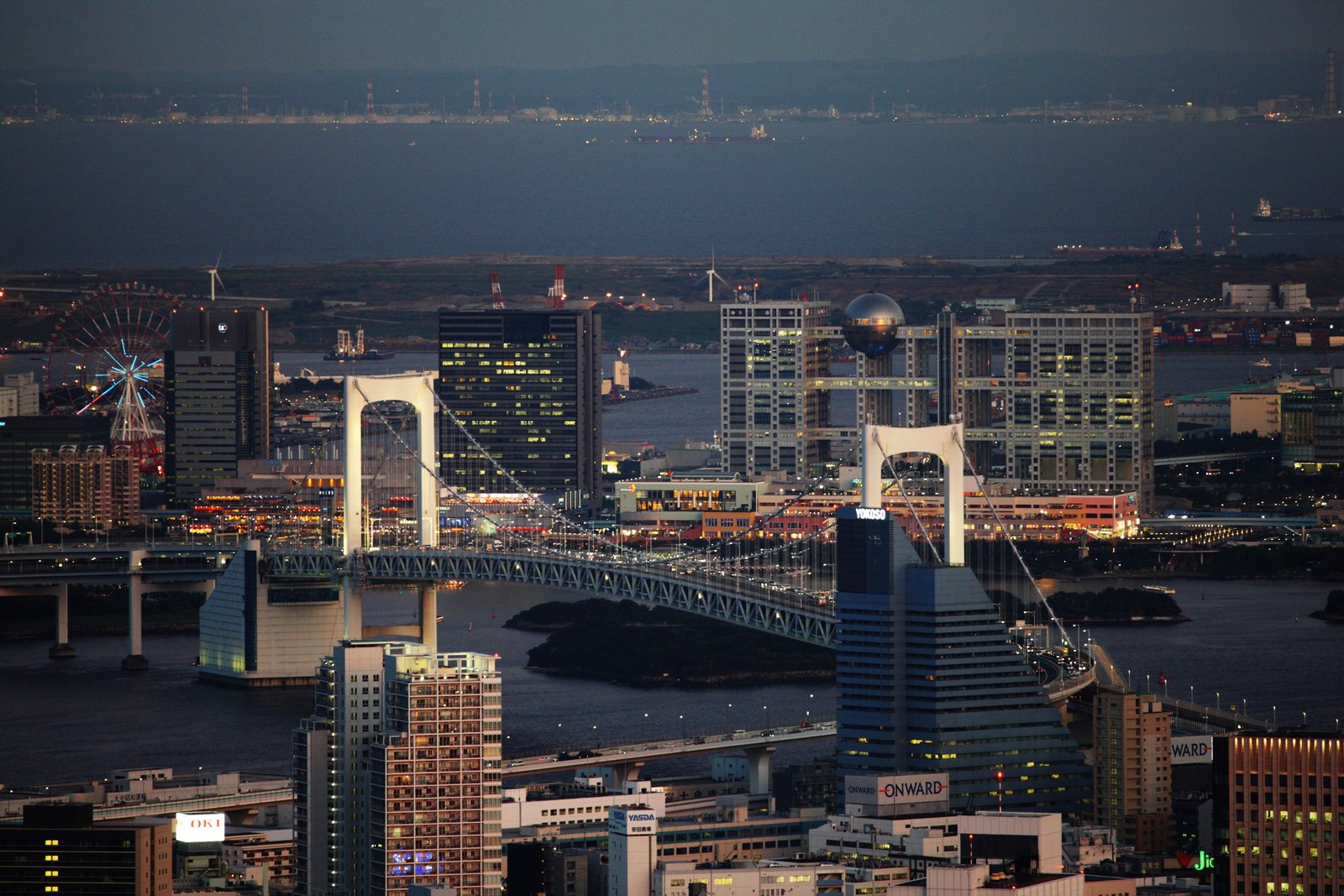 photo,material,free,landscape,picture,stock photo,Creative Commons,Odaiba, Rainbow Bridge, Building group, newly developed city center, Fuji TV