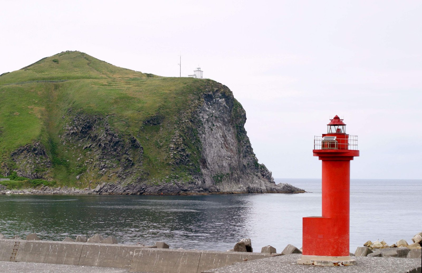 photo,material,free,landscape,picture,stock photo,Creative Commons,Landscape with a lighthouse, lighthouse, island, sea, port