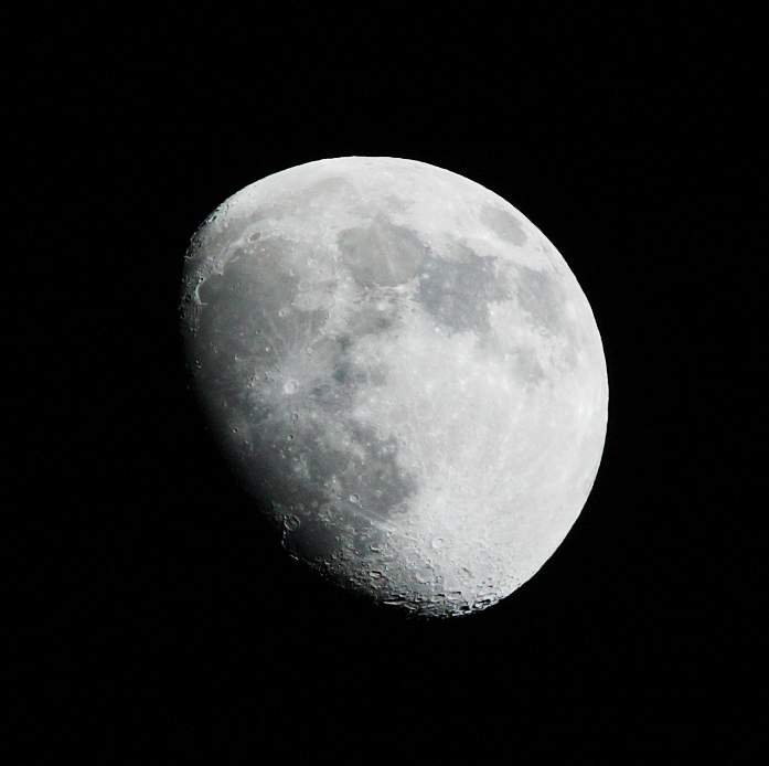 photo,material,free,landscape,picture,stock photo,Creative Commons,The moon, The moon, The surface of the moon, crater,