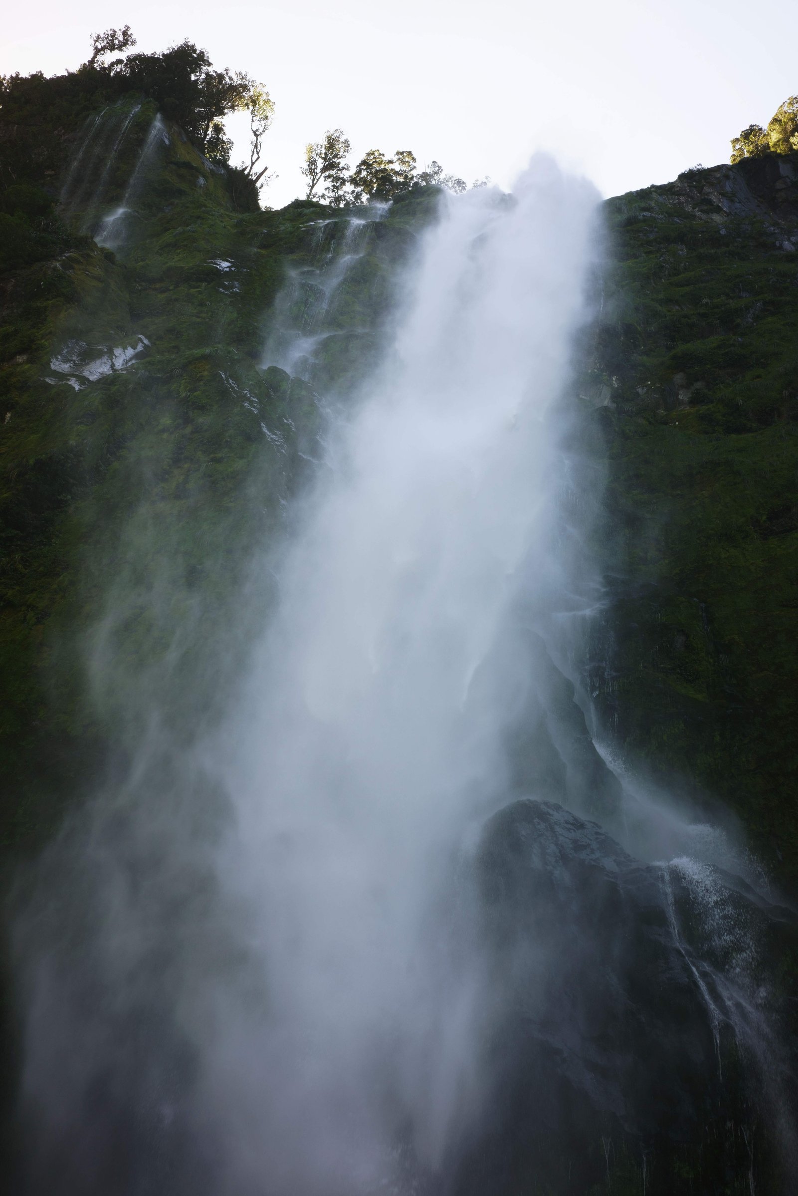 photo,material,free,landscape,picture,stock photo,Creative Commons,Milford Sound Stalin Waterfalls, , , ,