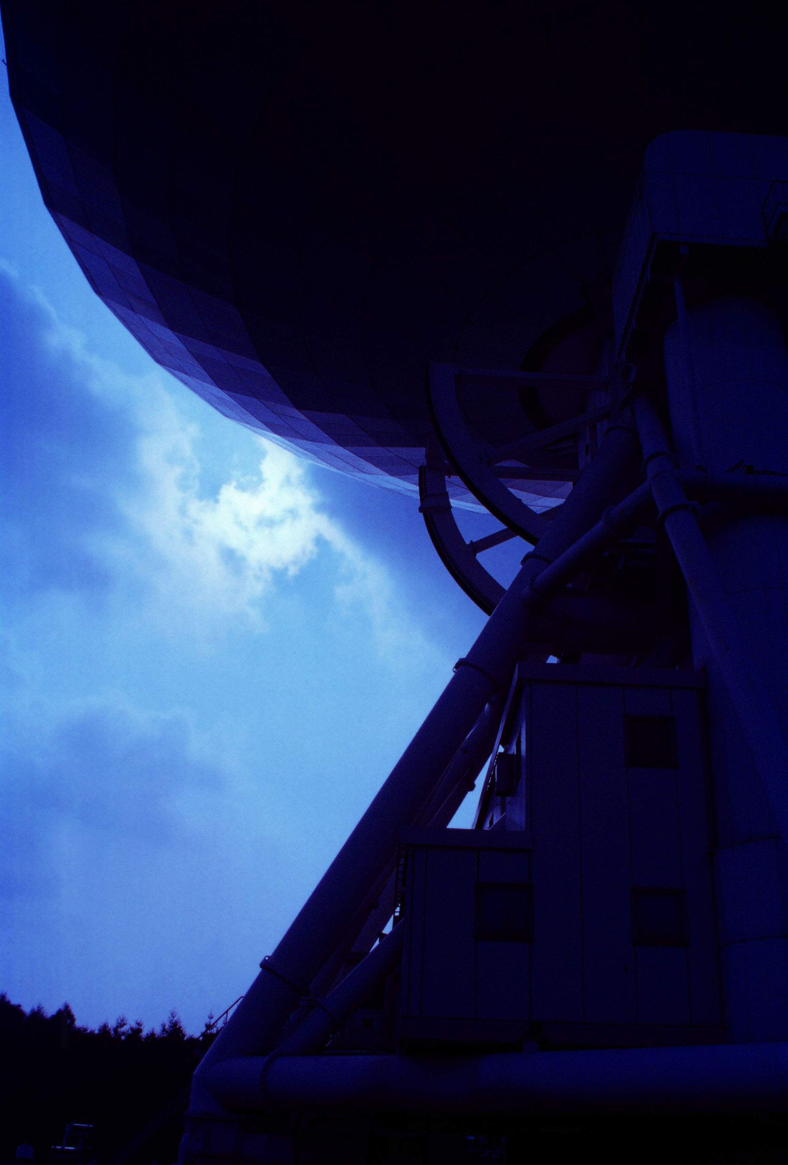 photo,material,free,landscape,picture,stock photo,Creative Commons,Scientific atmosphere, sky, antenna, ,