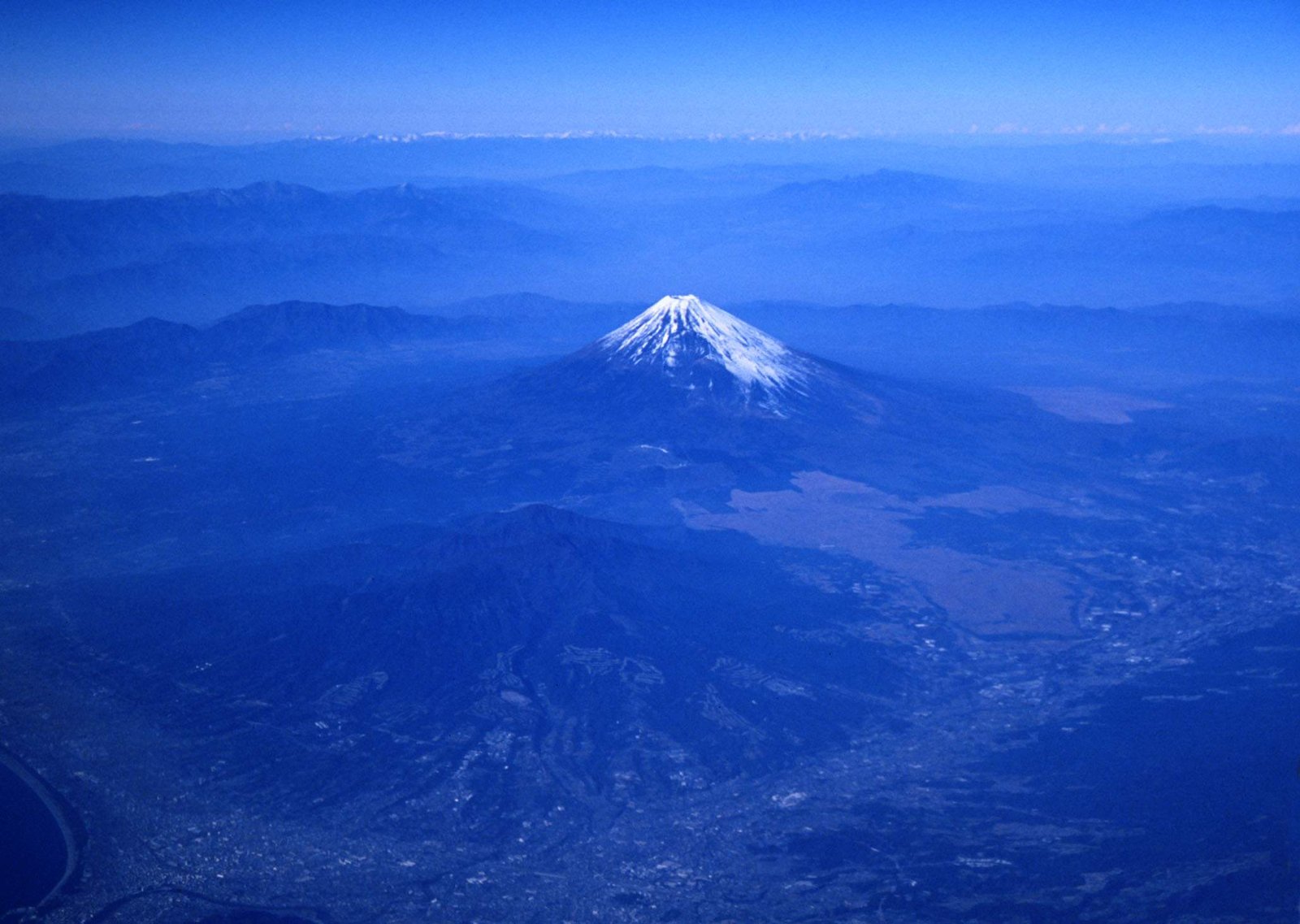 photo,material,free,landscape,picture,stock photo,Creative Commons,Looking down Mt. Fuji, sky, mountain, ,