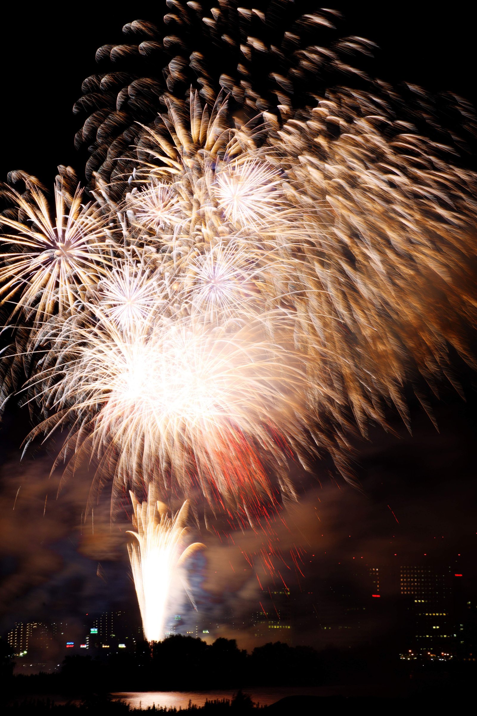 �ʐ^,�f��,����,�t���[,�t�H�g,�N���G�C�e�B�u�E�R�����Y,���i,�ǎ�,�ł��グ�ԉ�, �Ζ�, �X�^�[�}�C��, �ŏ�, �Ă̕�����