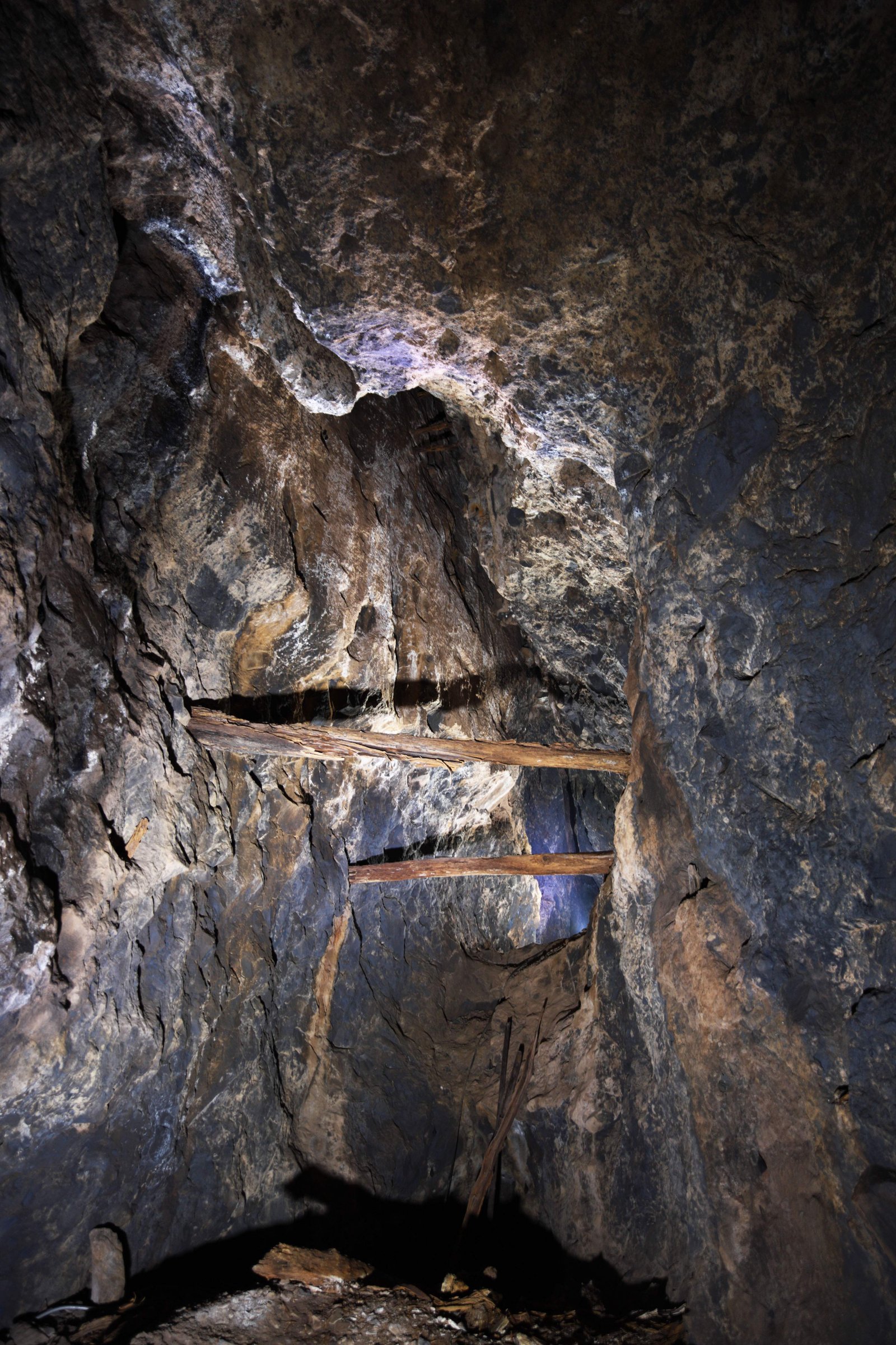 photo,material,free,landscape,picture,stock photo,Creative Commons,Ohkubo tunnel of Iwami-silver-mine, The gallery, vein, An eternal deposit, Somo