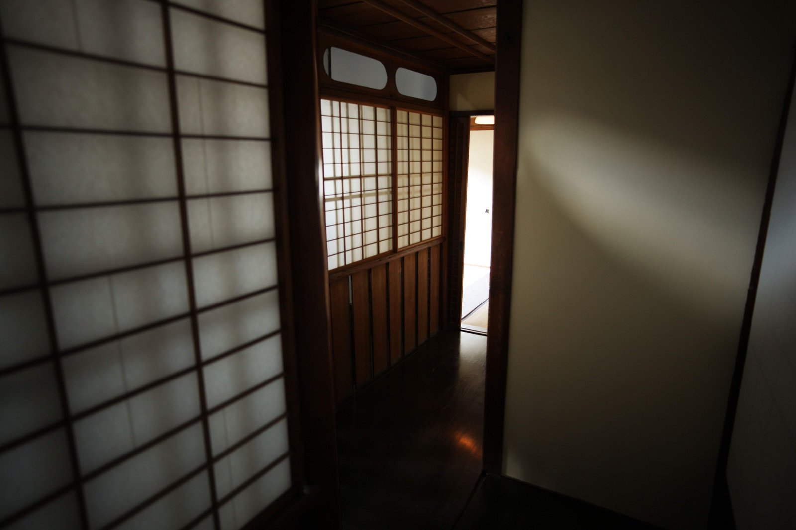 写真,素材,無料,フリー,フォト,クリエイティブ・コモンズ,風景,壁紙,明治村 東松家住宅, 明治の建造物, 障子, 和室, 廊下