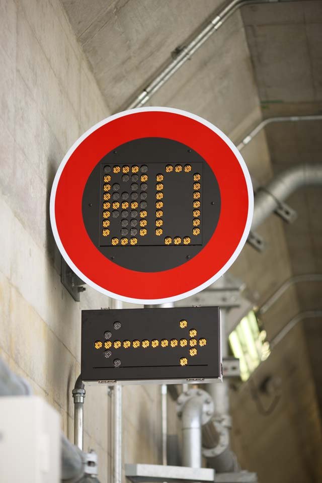 �ʐ^,�f��,����,�t���[,�t�H�g,�N���G�C�e�B�u�E�R�����Y,���i,�ǎ�,���x�W��, �ō����x, �d���f��, ���, �������H