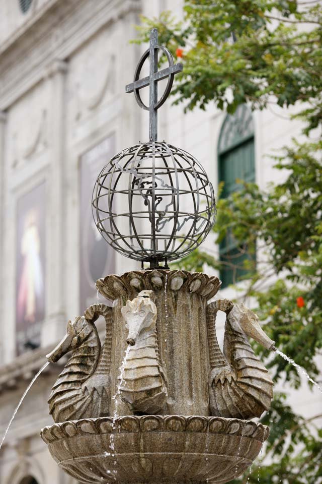 �ʐ^,�f��,����,�t���[,�t�H�g,�N���G�C�e�B�u�E�R�����Y,���i,�ǎ�,����, The Cathedral, �L���X�g��, , 