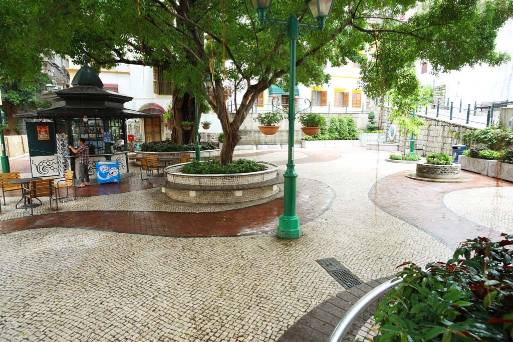 �ʐ^,�f��,����,�t���[,�t�H�g,�N���G�C�e�B�u�E�R�����Y,���i,�ǎ�,�����E�L��, Lilau Square, , , 