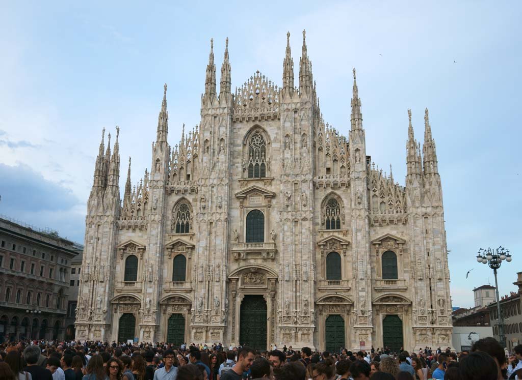 photo,material,free,landscape,picture,stock photo,Creative Commons,A view of the Duomo of Milan, , , , 
