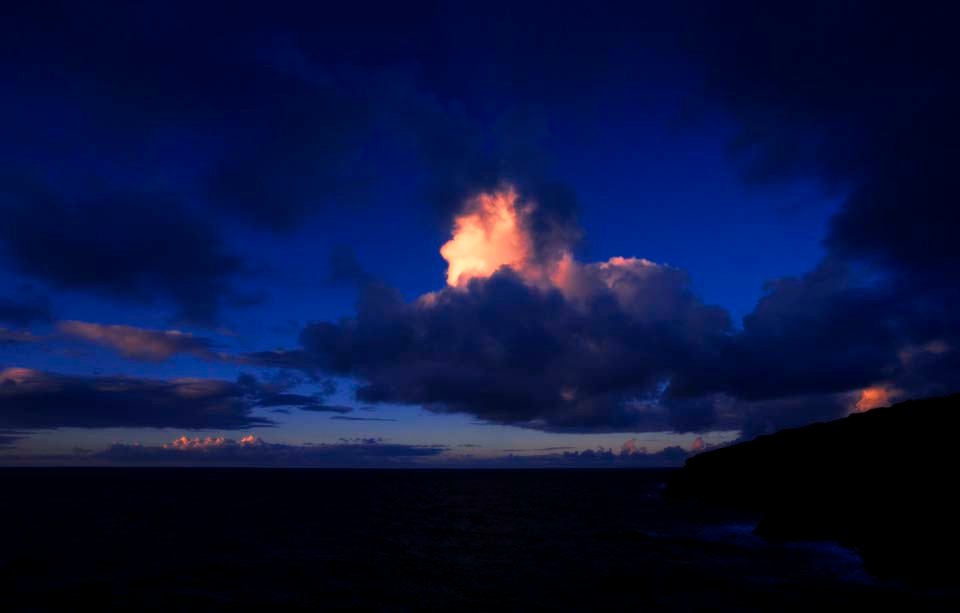 photo,material,free,landscape,picture,stock photo,Creative Commons,A castle of the heavens, The sunrise, blue sky, cloud, 