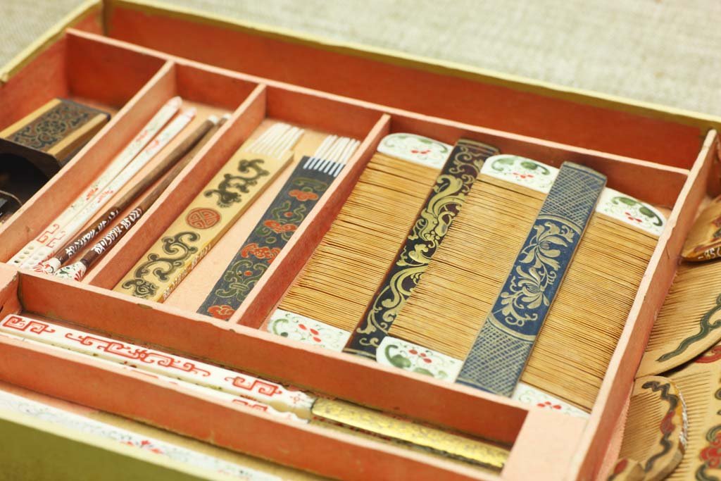 �ʐ^,�f��,����,�t���[,�t�H�g,�N���G�C�e�B�u�E�R�����Y,���i,�ǎ�,�̋{�̉��ϓ���, �R�X��, �N�V, ����, �u���V