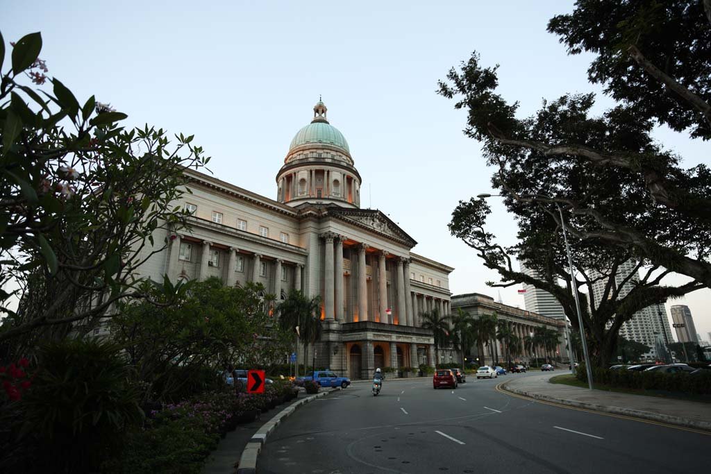 �ʐ^,�f��,����,�t���[,�t�H�g,�N���G�C�e�B�u�E�R�����Y,���i,�ǎ�,�ō��ٔ���, ���C�g�A�b�v, �h�[��, �Β�, �R�����g�l��