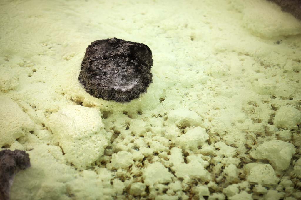 photo,material,free,landscape,picture,stock photo,Creative Commons,Kusatsu hot spring hot water field, rock, hot spring, Sulfur, Hot water