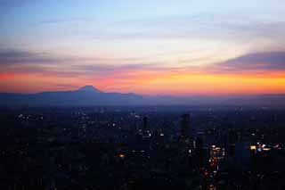 photo,material,free,landscape,picture,stock photo,Creative Commons,Mt. Fuji of the dusk, Mt. Fuji, building, light line, mountain