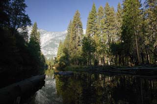 Foto, materiell, befreit, Landschaft, Bild, hat Foto auf Lager,Die stille Umgebung des Flusses des Morgens, Fluss, Stein, Wald, Die Oberflche des Wassers