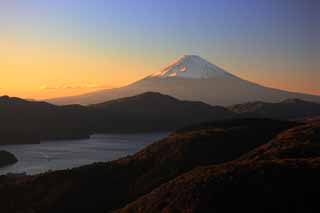 photo,material,free,landscape,picture,stock photo,Creative Commons,Dusk in the Mount Fuji, , , , 