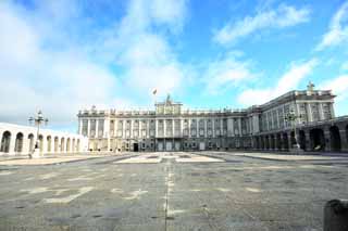 photo,material,free,landscape,picture,stock photo,Creative Commons,Madrid Royal Palace?, , , , 