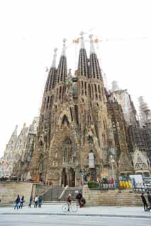 photo,material,free,landscape,picture,stock photo,Creative Commons,The Sagrada Familia, , , , 