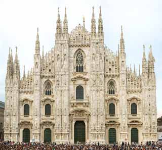 photo,material,free,landscape,picture,stock photo,Creative Commons,A view of the Duomo of Milan, , , , 