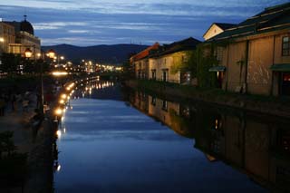 Foto, materiell, befreit, Landschaft, Bild, hat Foto auf Lager,Otaru-Kanal Abendlandschaft, Kanal, Straenlaterne, Die Oberflche des Wassers, Backsteinlagerhaus