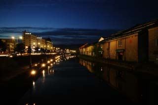 Foto, materieel, vrij, landschap, schilderstuk, bevoorraden foto,Otaru canal avond landschap, Kanaal, Straatlantaarn, De oppervlakte van het water, Baksteen magazijn