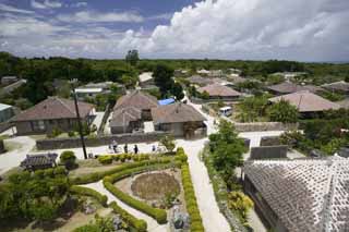 Foto, materiell, befreit, Landschaft, Bild, hat Foto auf Lager,Taketomi-jima Island-Stadt Gebiet, Dach, Okinawa, Ziegel, Wolke