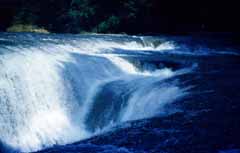 Foto, materiell, befreit, Landschaft, Bild, hat Foto auf Lager,Krftiger Wasserfall, Wasserfall, Wasser, Strom, 